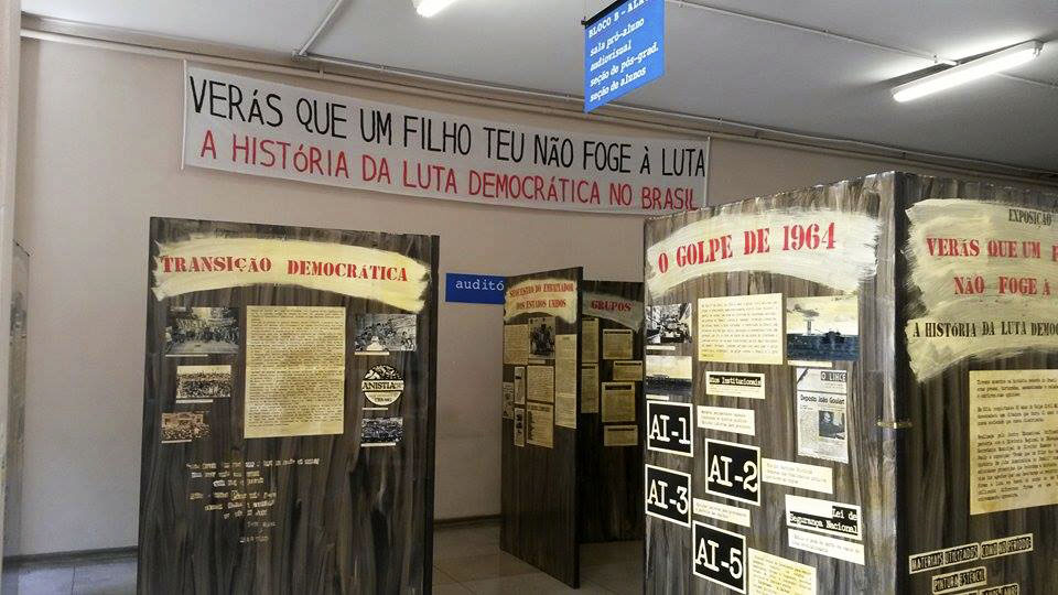 Exposição na Faculdade de Educação aborda influência estudantil nos movimentos sociais do país desde 1964