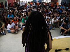 Integrantes da ANEL discutem educação no país e própria organização (foto: Yuri Gonzaga)