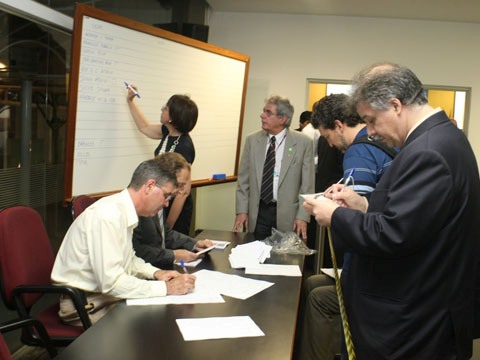 A apuração do primeiro turno aconteceu no dia 20 de outubro (foto: Assessoria USP)