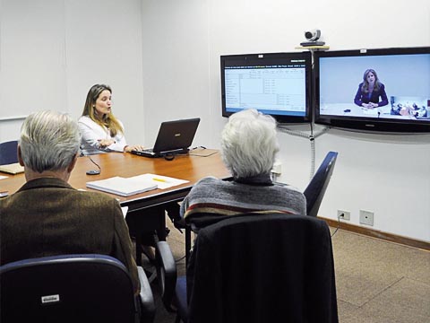 Banca contou com professora do Porto em tempo real (foto: Daniel Marucci)