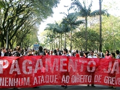 Adusp oferece apoio a grevistas após corte de ponto (foto: André Lucas)