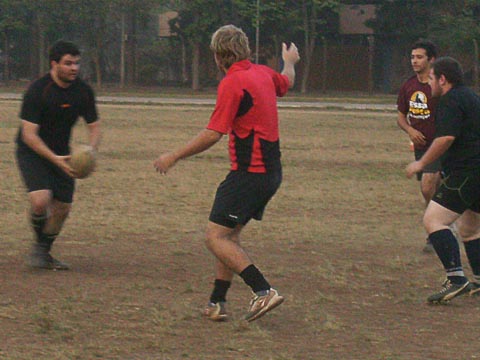 Atletas da FFLCH, em seu último treino de rugby no CEPE (foto: Christiane Silva Pinto)