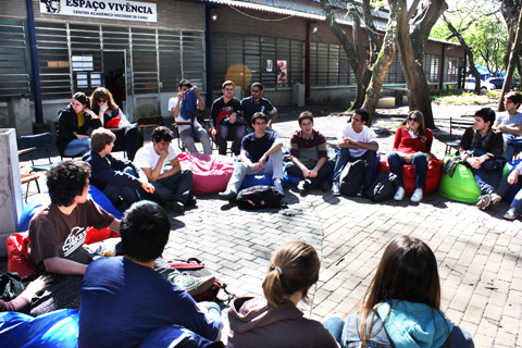 CAVC, da FEA, promoveu debate com alunos (foto: Arquivo FEA)