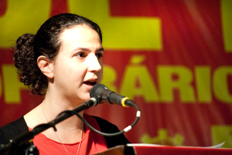 Natália Pimenta, aluna de letras e candidata a deputada pelo PCO (foto: Jornal Causa Operária)