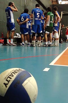 Time de Vôlei Masculino da EEFE (foto: Marcelo Henrique Nascimento)