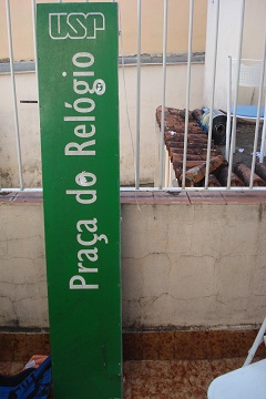 Placa da Praça do Relógio é encontrada em São Carlos (foto: Arquivo Pessoal)