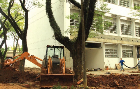 Espaço onde será construído novo prédio do RI (foto: Mariana Queen)