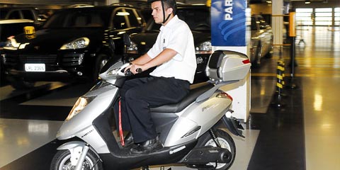 Modelo de scooter que será utilizada pela Guarda Universitária (foto: Divulgação)