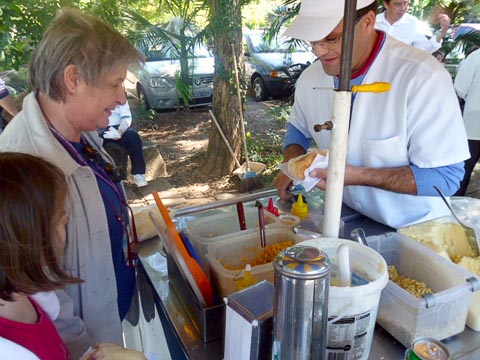 Alunos avaliam restaurantes e barraquinhas da USP (foto: Jéssika Morandi)