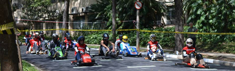 Há premiação nas diversas categorias do GP de Rolimã da Poli: geral, feminina, de alegoria, de revelação , de equipe, infantil e de projeto